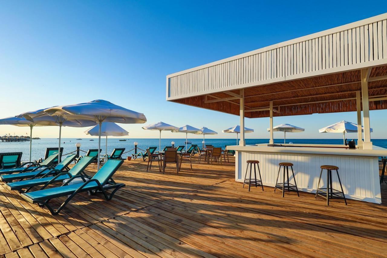 Crystal Centro Resort - Ultimate All Inclusive อันตัลยา ภายนอก รูปภาพ