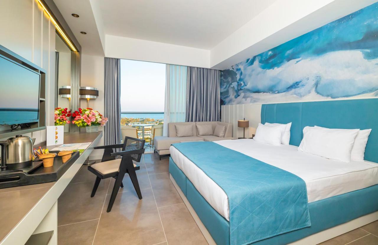 Crystal Centro Resort - Ultimate All Inclusive อันตัลยา ภายนอก รูปภาพ