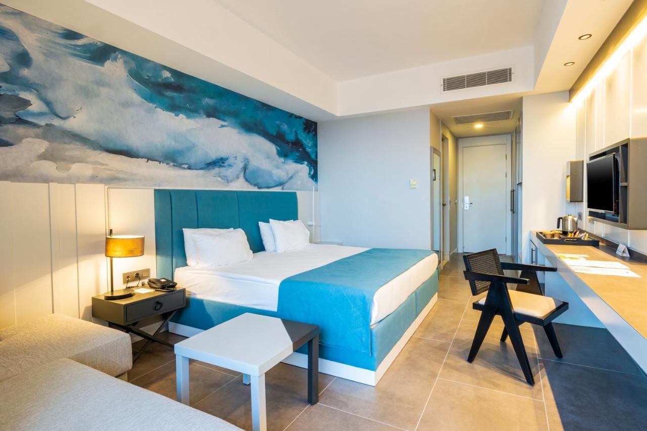Crystal Centro Resort - Ultimate All Inclusive อันตัลยา ภายนอก รูปภาพ