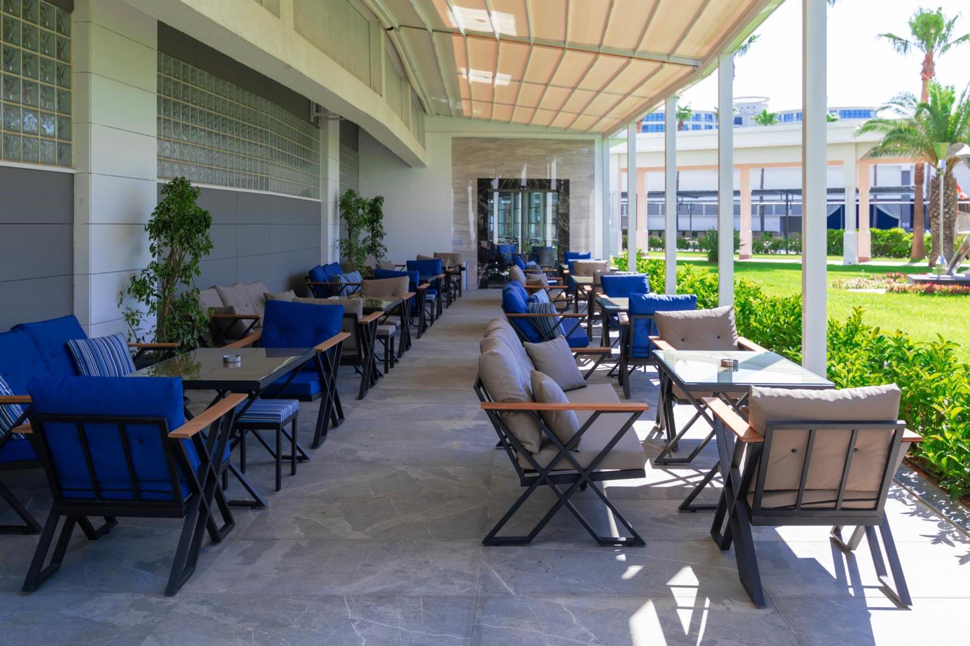 Crystal Centro Resort - Ultimate All Inclusive อันตัลยา ภายนอก รูปภาพ