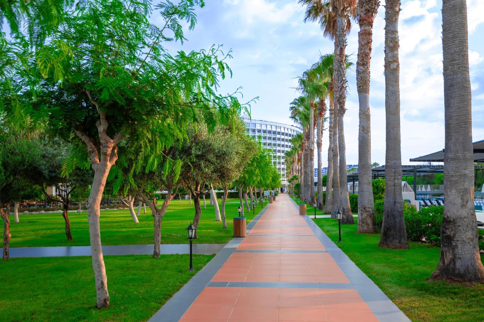 Crystal Centro Resort - Ultimate All Inclusive อันตัลยา ภายนอก รูปภาพ