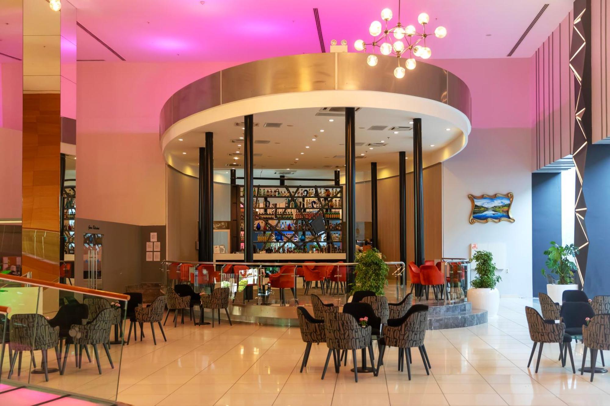Crystal Centro Resort - Ultimate All Inclusive อันตัลยา ภายนอก รูปภาพ